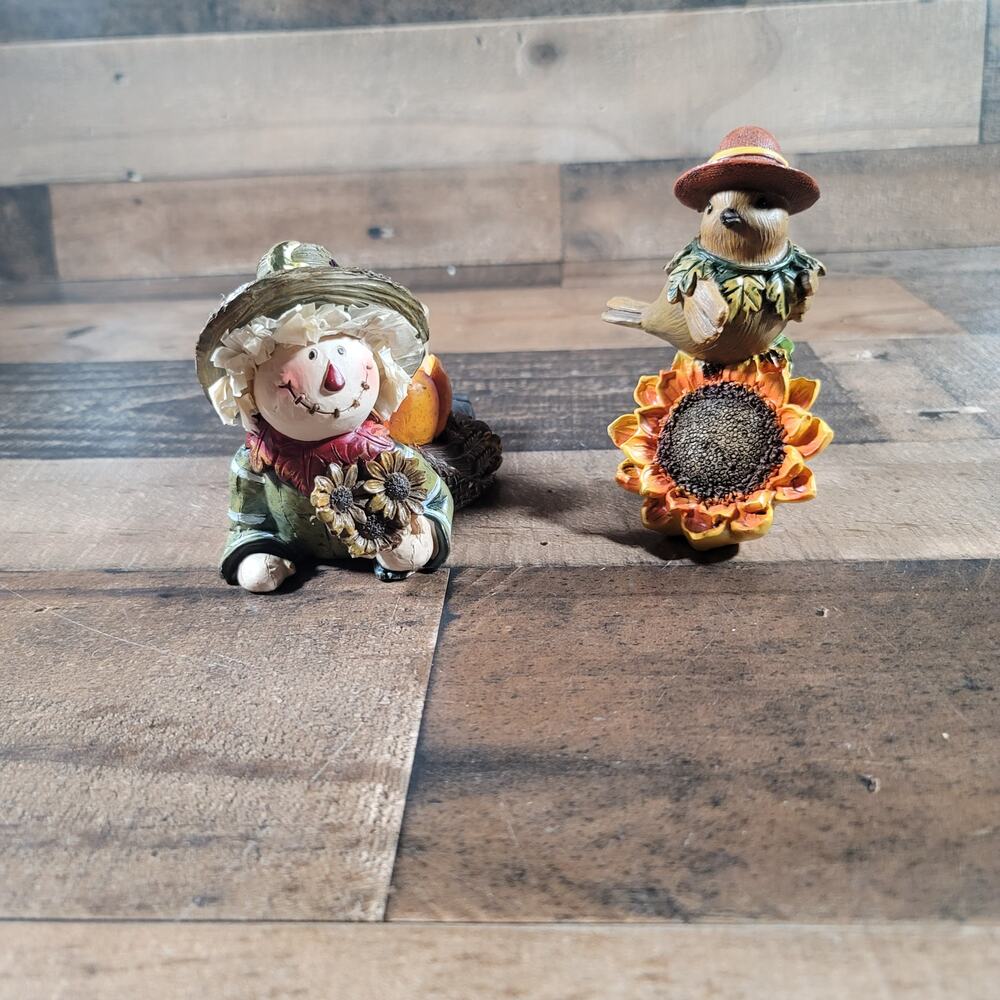 Scarecrow with sunflower LED Tea Light Candel Holder/ Bird on a Sunflower Figure